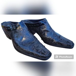 Charlie Horse Black Patent Leather Embossed Shoes, Size 10B